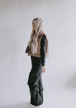 Load image into Gallery viewer, Aspen Cargo Pants

