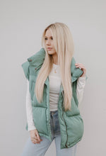 Load image into Gallery viewer, Mistletoe Puffer Vest

