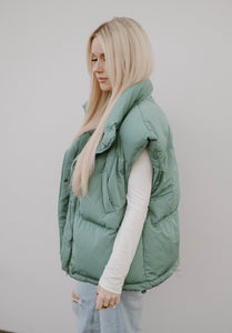 Mistletoe Puffer Vest