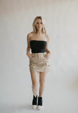 Load image into Gallery viewer, Black Knit Bandeau Top
